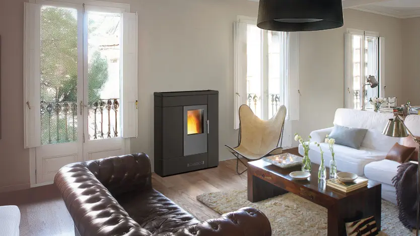 PIAZZETTA PELLET P137 (NEGRA)