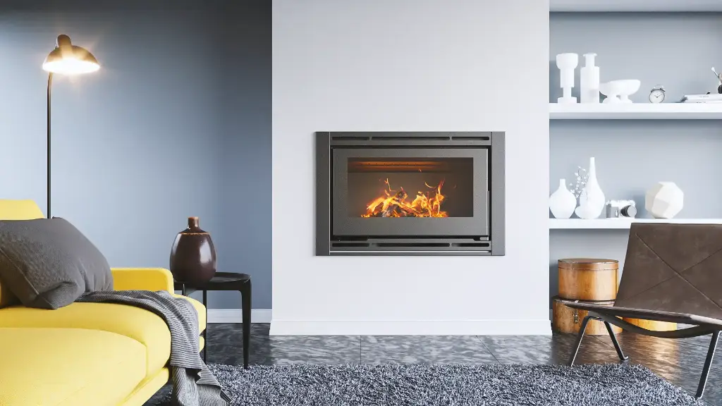 PRAGA 895